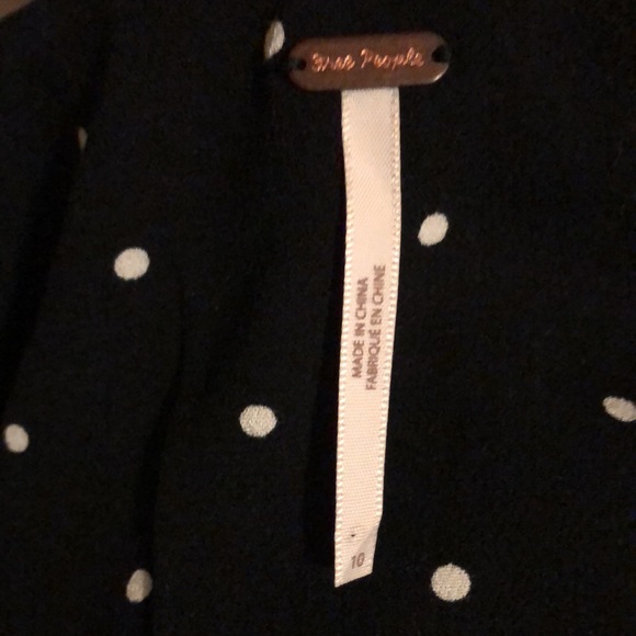 FREE PEOPLE- Polkadot 3/4 Sleeve V Neck Dress - Picture 7 of 8